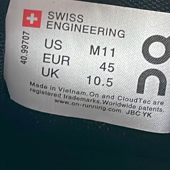 On Cloud X White/Black Athletic Running Shoes Men’s Size 11 - Picture 10 of 11